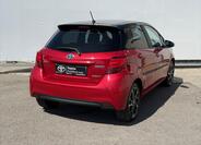 Toyota Yaris 6