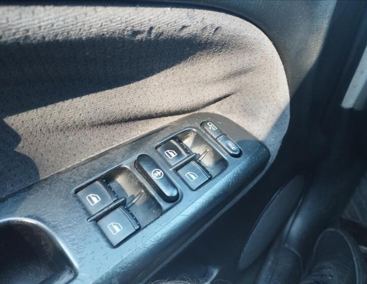 Volkswagen Passat 13