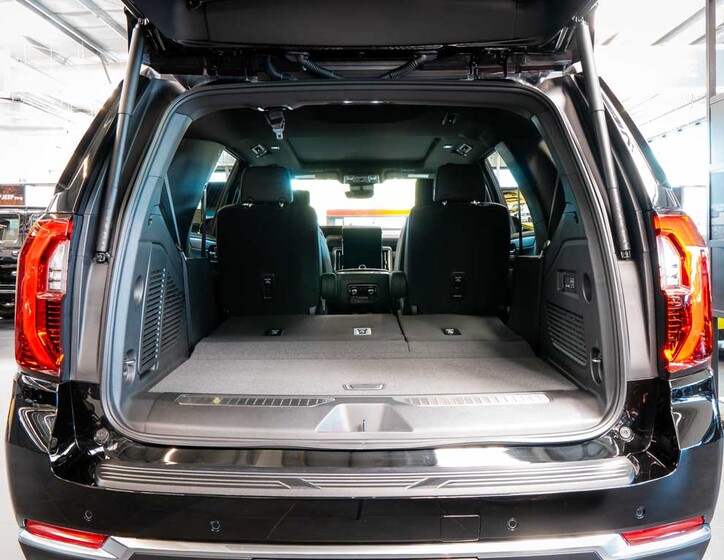 GMC Yukon 8