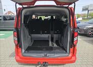 Ford Tourneo Custom 12