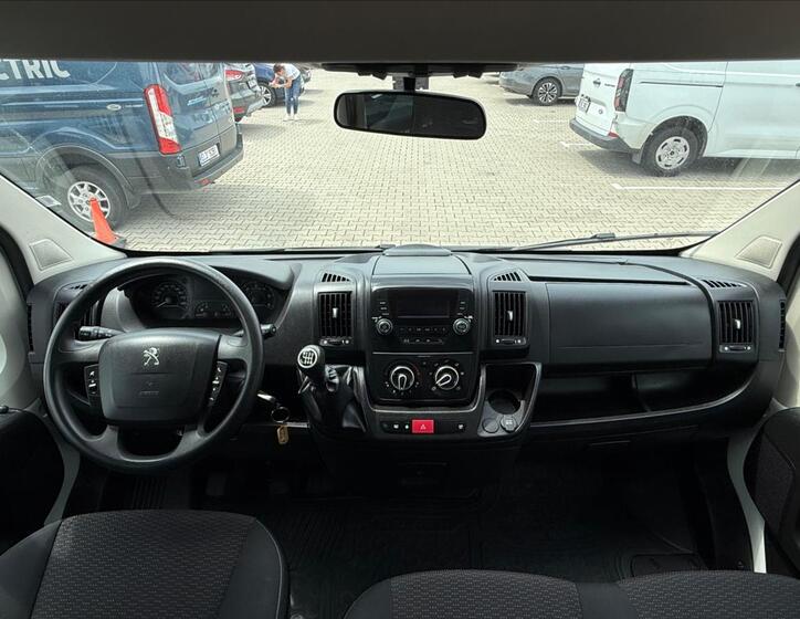 Peugeot Boxer 18