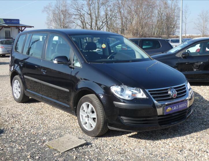 Volkswagen Touran 3