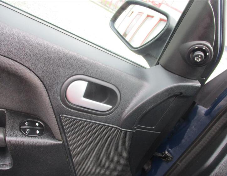 Ford Fusion 28