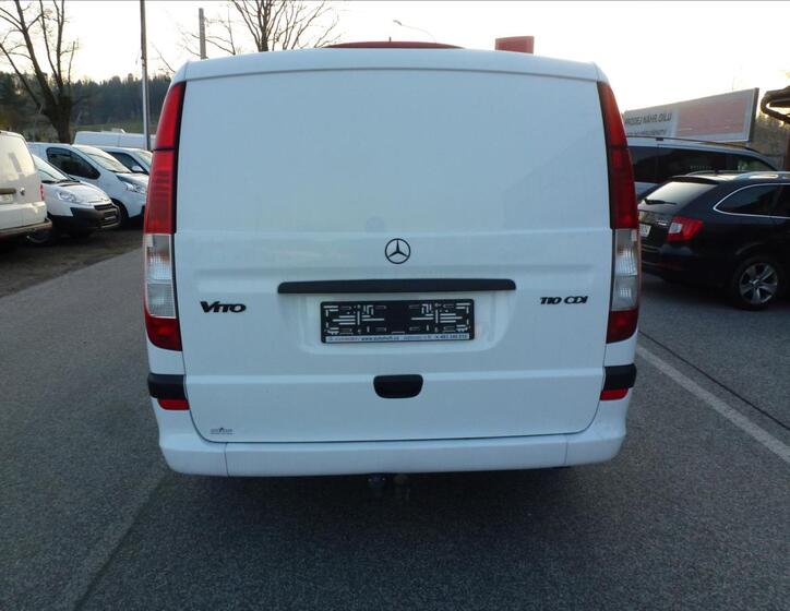 Mercedes-Benz Vito 9