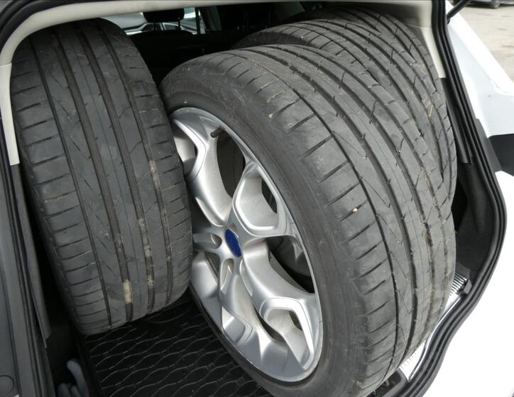 Ford Mondeo 24