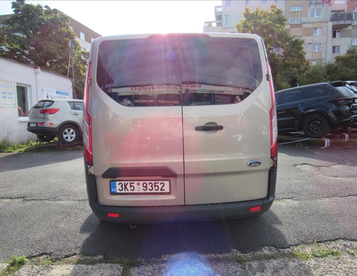 Ford Transit 5