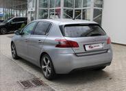 Peugeot 308 4