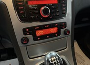 Ford Galaxy 13