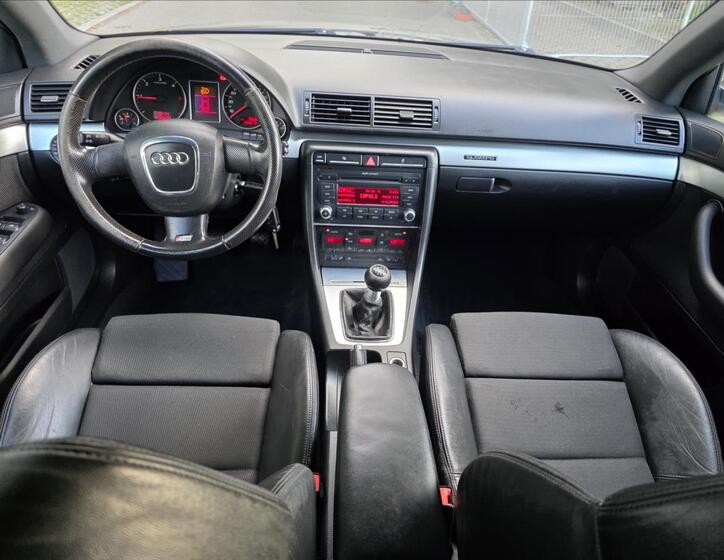 Audi A4 18