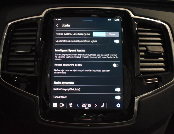 Volvo XC90 21