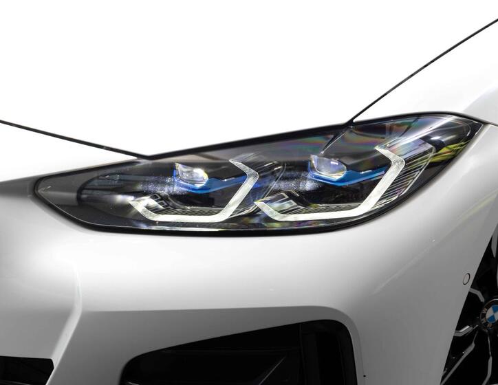 BMW Řada 4 8