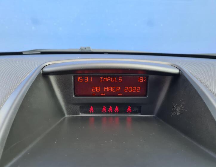 Peugeot 207 15