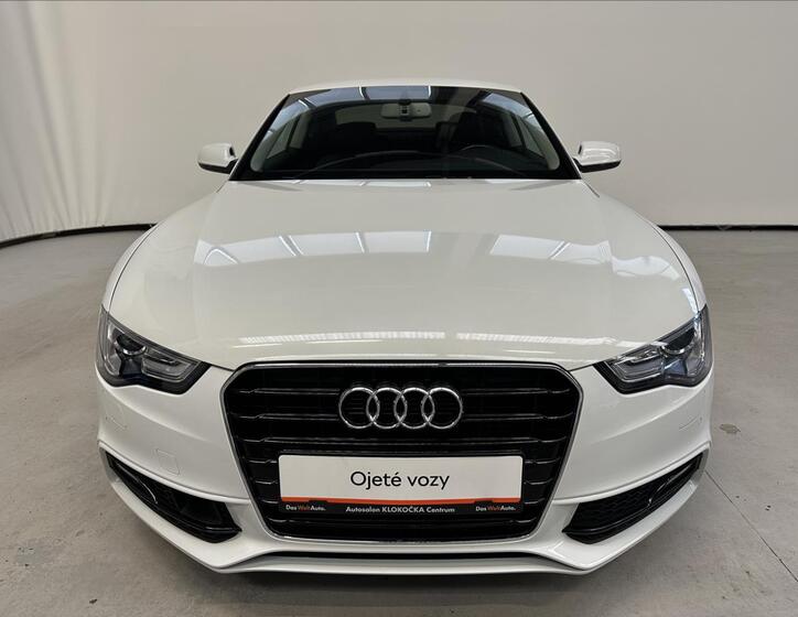 Audi A5 4