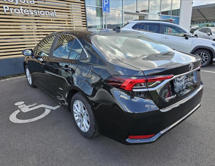 Toyota Corolla 15