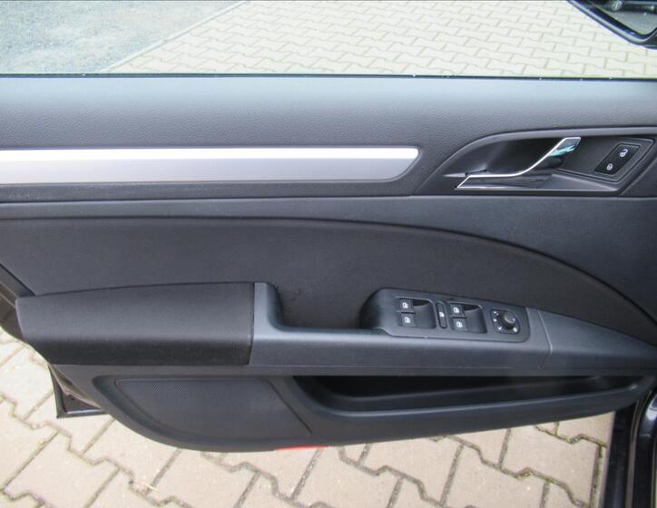 Škoda Superb 18