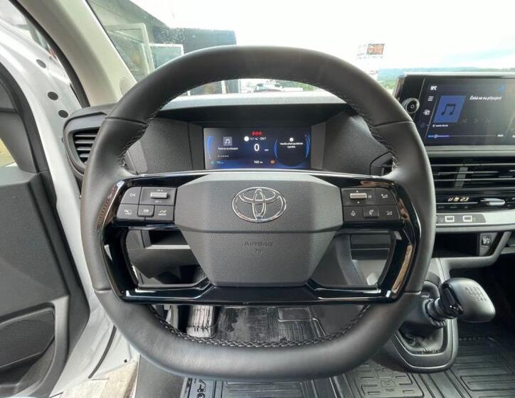 Toyota ProAce 15