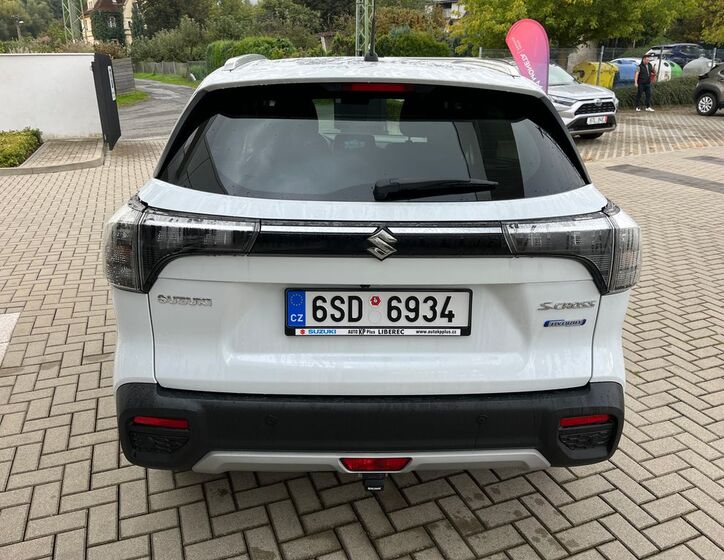 Suzuki S-Cross 31