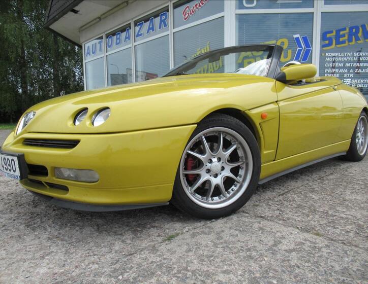 Alfa Romeo Spider 2