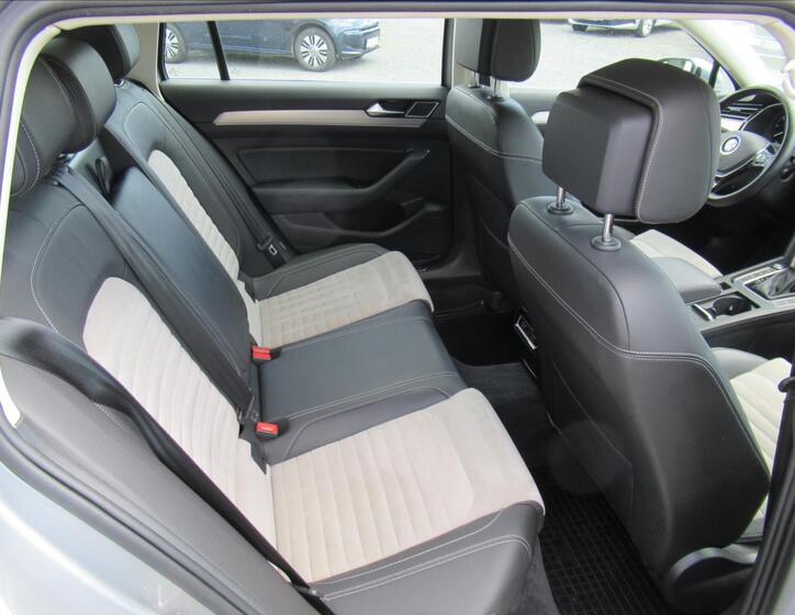 Volkswagen Passat 11