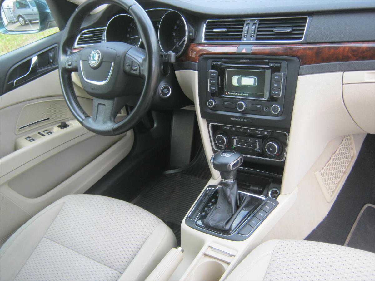 Škoda Superb