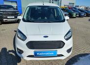 Ford Tourneo Courier 8