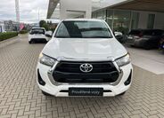 Toyota Hilux 9