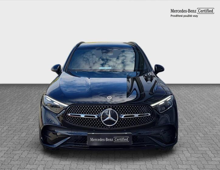 Mercedes-Benz GLC 8