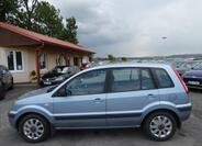 Ford Fusion 4