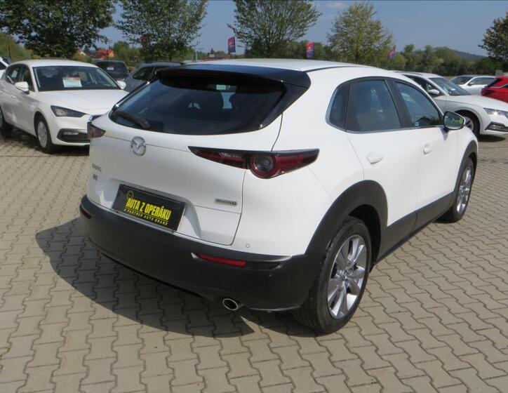 Mazda CX-30 9