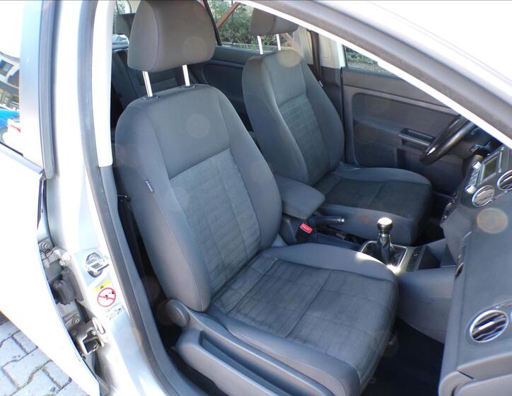 Volkswagen Golf Plus 29