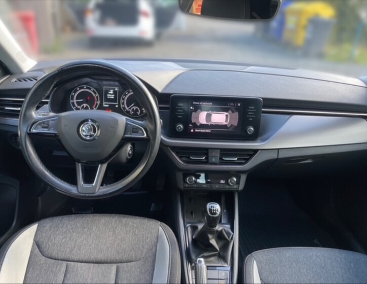 Škoda Scala 9