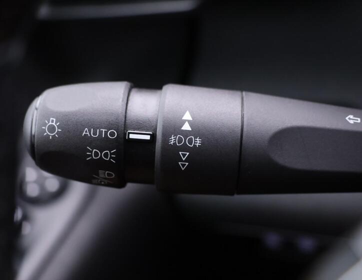 Peugeot Rifter 18