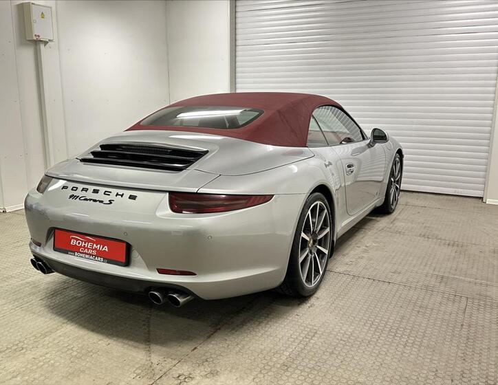 Porsche 911 5