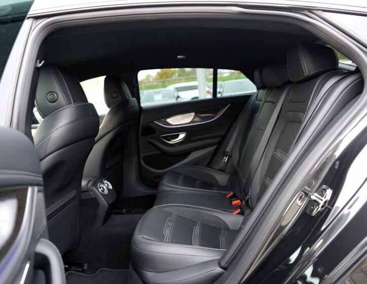 Mercedes-Benz AMG GT 32