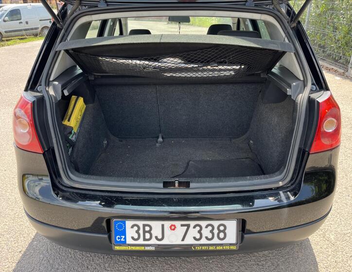 Volkswagen Golf 27