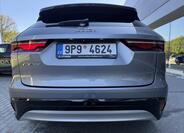 Jaguar F-Pace 9