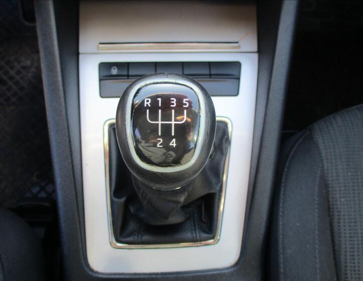 Škoda Octavia 24