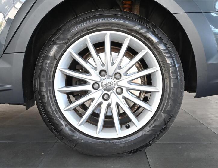 Audi A4 Allroad 32