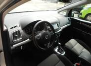 Volkswagen Sharan 9