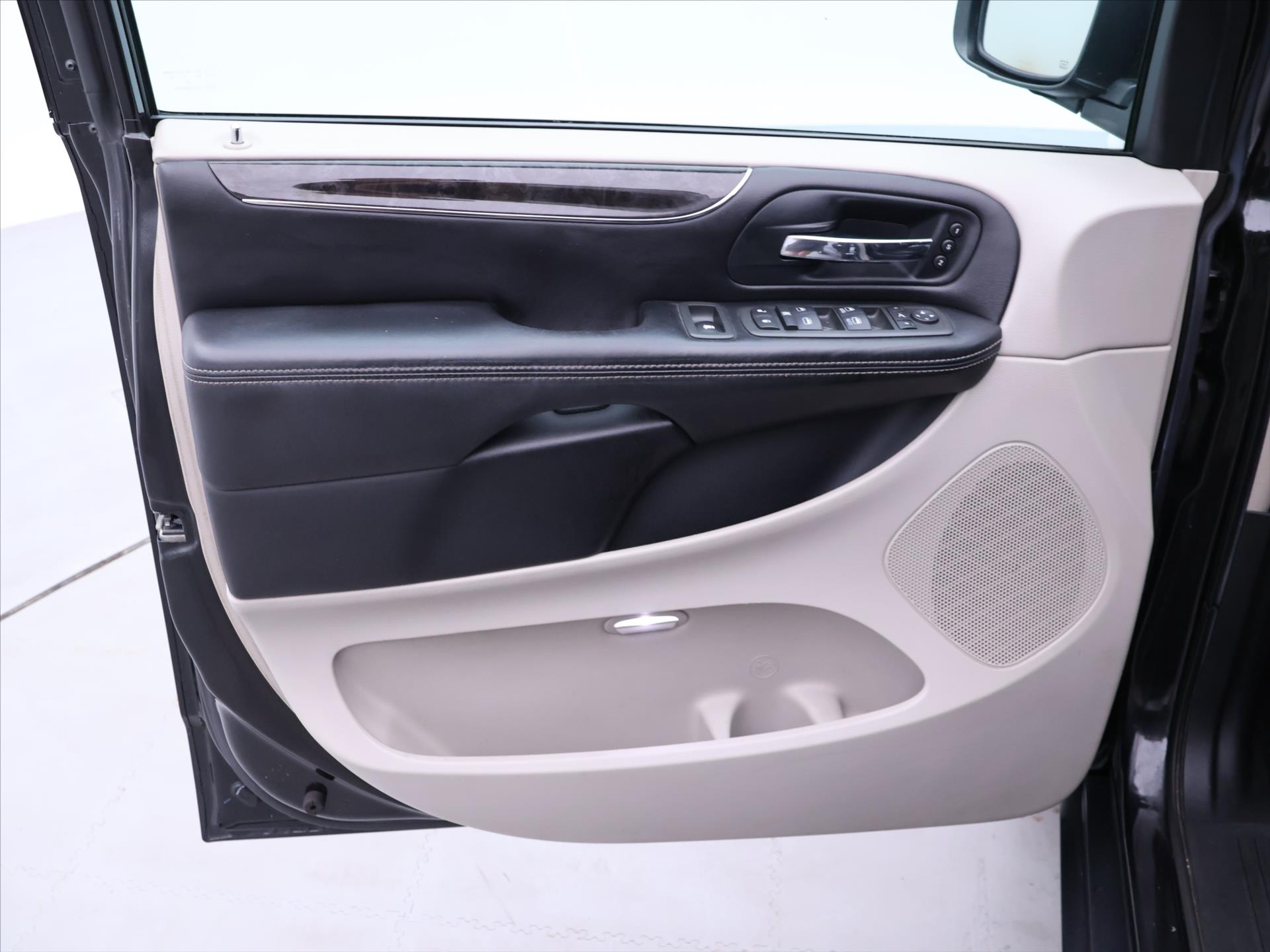 Lancia Voyager