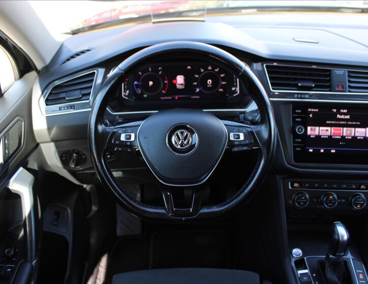 Volkswagen Tiguan Allspace 11
