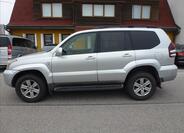 Toyota Land Cruiser 13