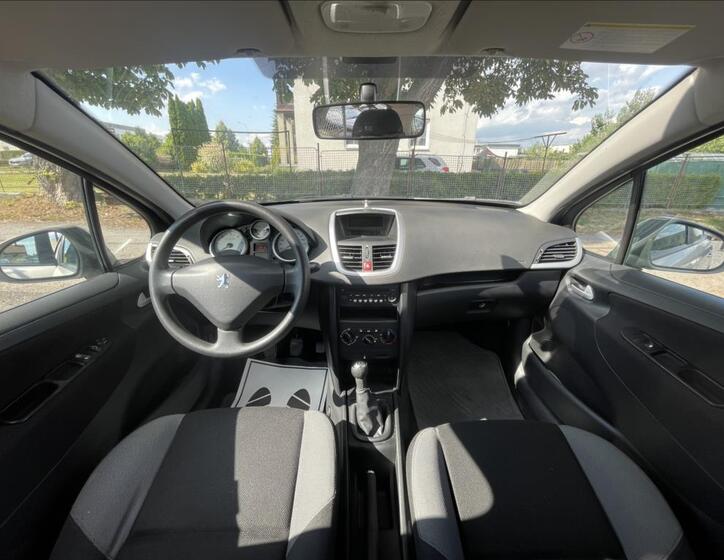 Peugeot 207 16