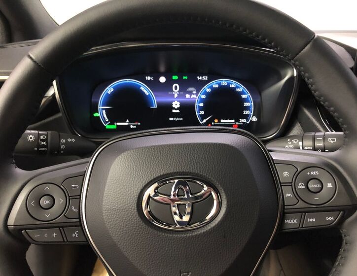 Toyota Corolla 16