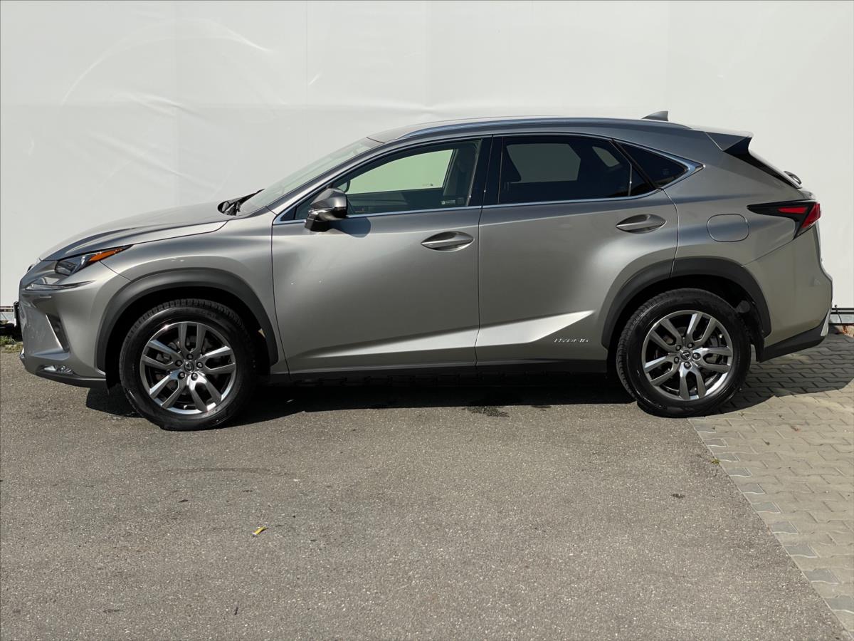 Lexus NX 300h