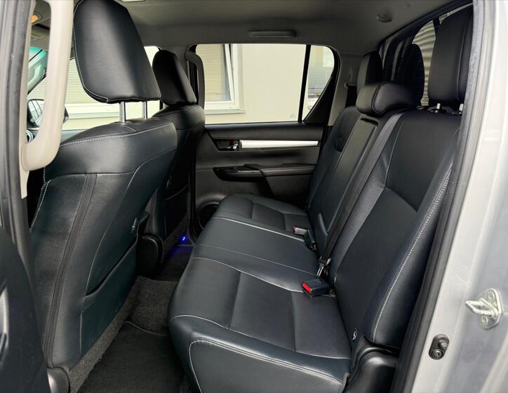 Toyota Hilux 10