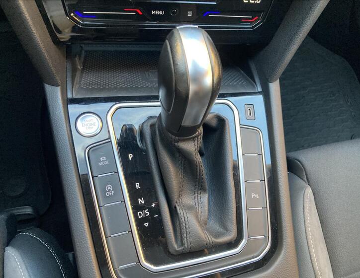 Volkswagen Passat 12