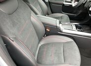 Mercedes-Benz GLA 6