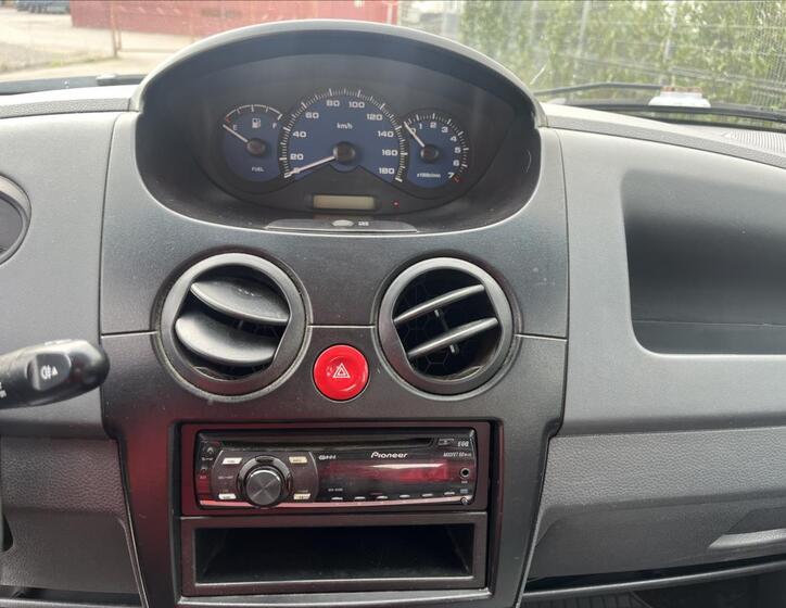 Chevrolet Spark 15