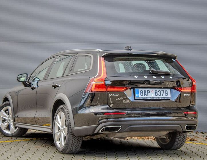 Volvo V60 7